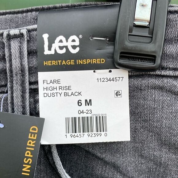 Women’s Lee High Rise Flare Denim Jean Pants with Raw Hem Size 6 M - Picture 3 of 9